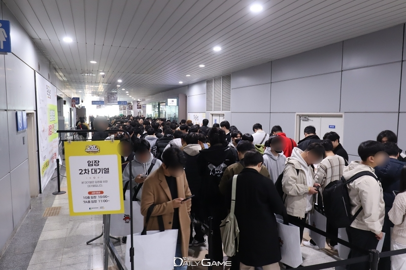 '던파 페스티벌 2025' 현장은 입장 시간 전부터 긴 대기열이 형성됐다.