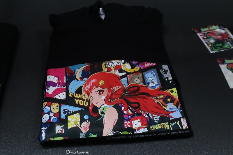 팝아트 풍으로 재해석된 '던파' 주요 캐릭터와 여마밥사 의류가 구매욕을 자극했다.