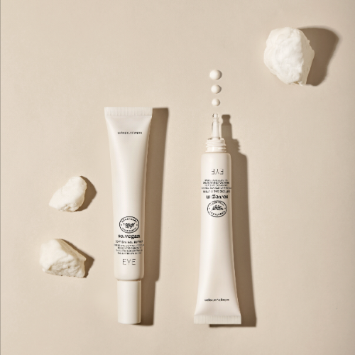 쏘내추럴이 눈가 보습 강화에 특화된 비건 아이크림 ‘소프트 아이 살버터’를 새롭게 선보였다. (이미지 제공=쏘내추럴)