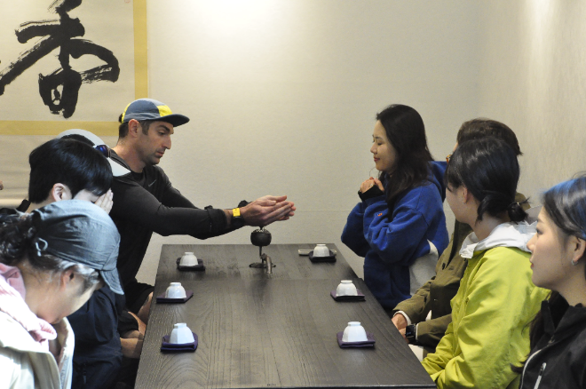 비비비당, 러닝과 차 문화를 결합한 ‘비비비런(bibibirun)’ 통해 새로운 음료 트렌드 제시