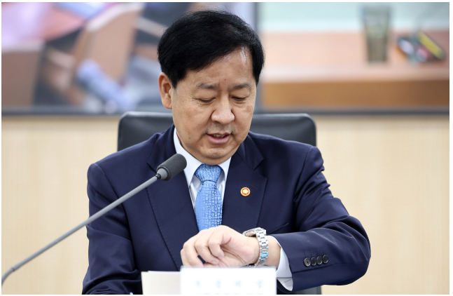 (상보) 구윤철 "환율 안정 목적 국민연금 동원 아니다...외환시장 안정 위한 뉴 프레임워크 구축 논의"