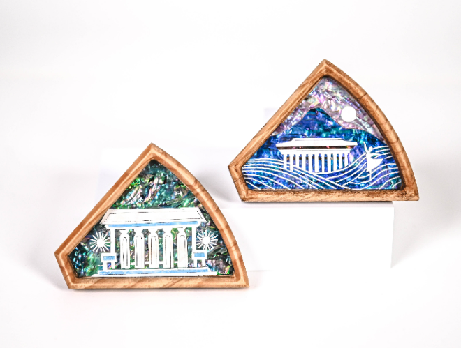 세종문화회관의 건축적인 요소와 서울시예술단을 모티브로 한 '세종의빛, 나전에 머물다'(우드트레이) 당선 작품. (사진제공=세종문화회관)