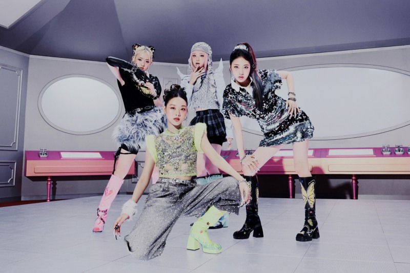 VVUP, 남미 인기 뜨겁다…역대 발표곡 멕시코 차트 ‘줄 세우기’ 성공