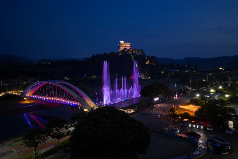 화순 꽃강길 음악분수 전경 (사진제공=화순군)