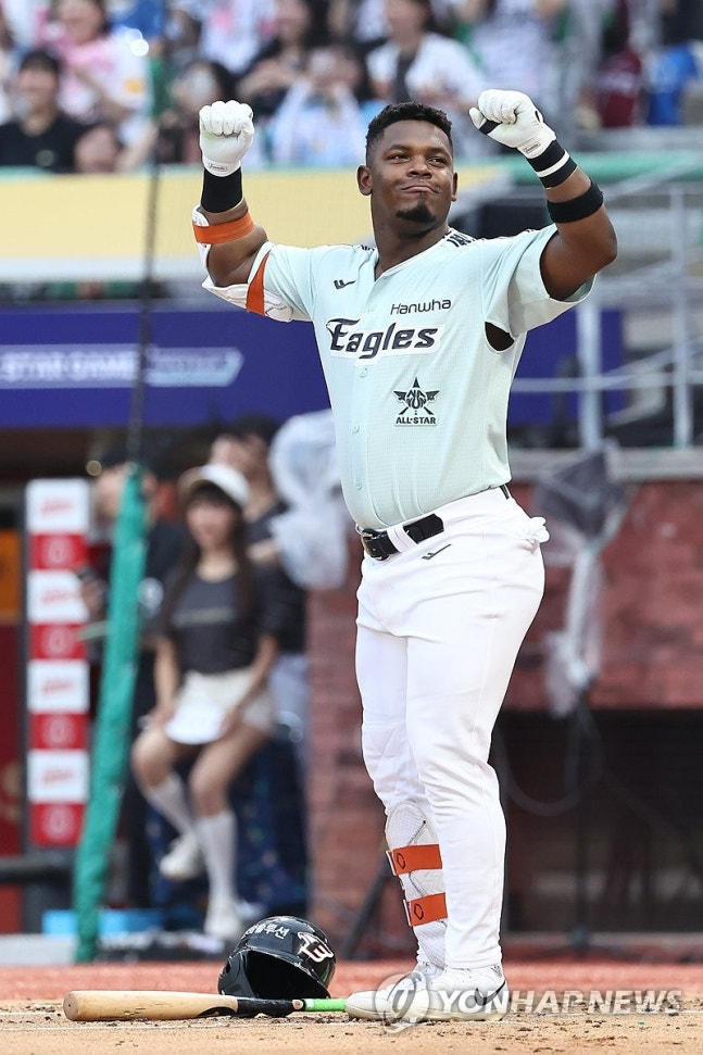 한화로 돌아온 페라자 / 사진=연합뉴스