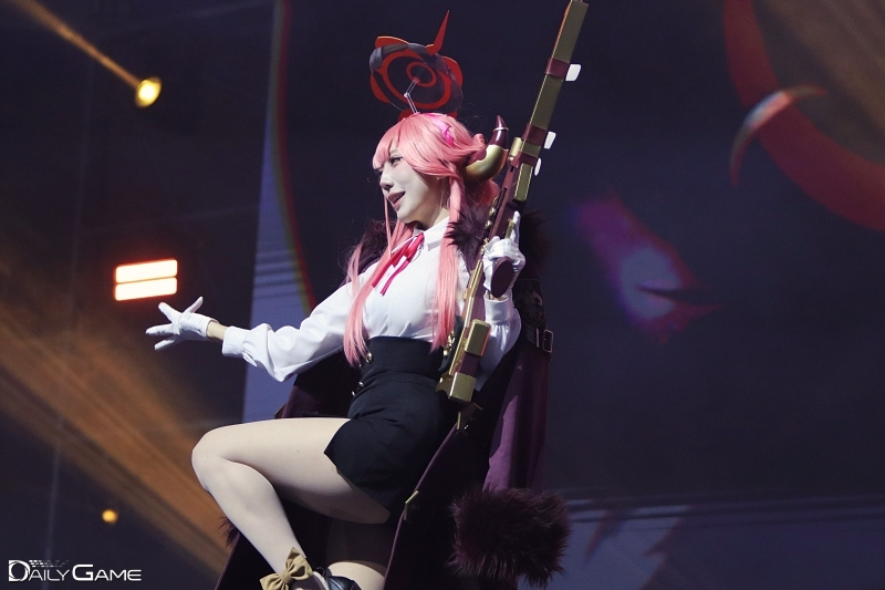 아루 사장님이 등장하자 관중석에서 '렛츠고'라고 외치는 관람객이 있었다.