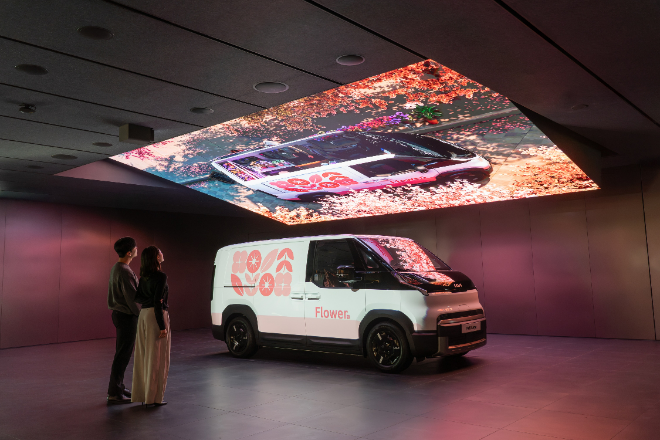 기아 '오토랜드 화성' 고객체험 공간 1층 PBV 스테이지 전경 / 사진 = 기아