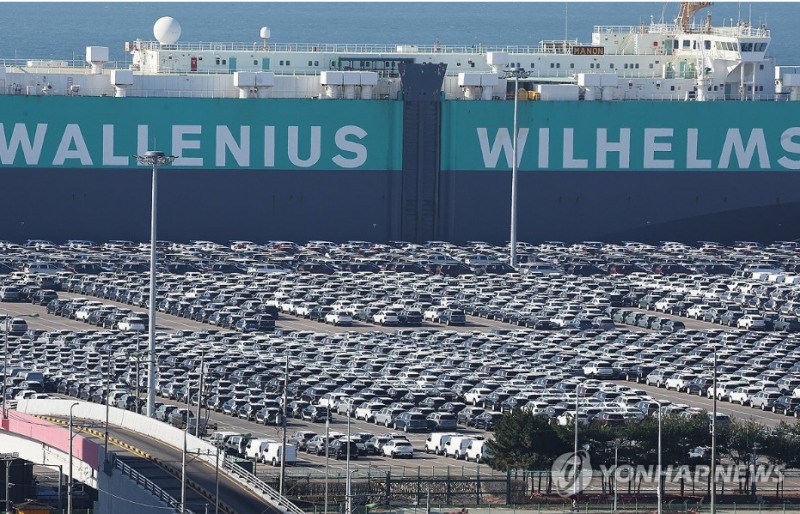 경기도 평택항에 수출용 자동차가 세워져 있는 모습. 사진=연합뉴스