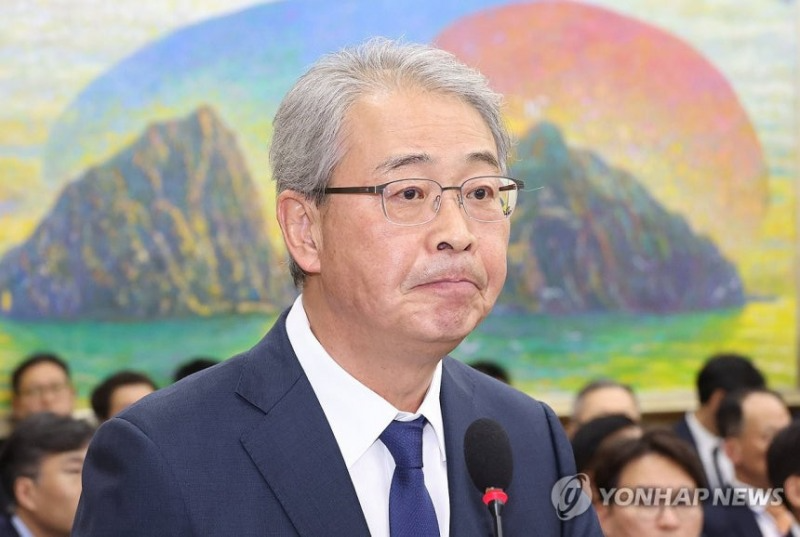 "연임 욕구 과도하다" 금감원장 발언에 임종룡 회장 거취 촉각