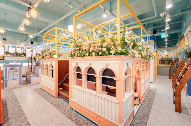 만화카페 벌툰이 오픈 초기 고객 유입을 본사가 직접 책임지는 지원 체계를 운영한다.