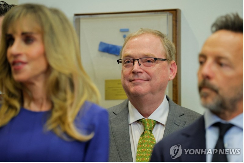 차기 美연준의장 후보로 유력한 케빈 해싯 백악관 국가경제위원회(NEC) 위원장은 가상화폐시장에 대해 긍정적인 입장을 갖고 있느 것으로 전해졌다. 사진=로이터통신, 연합뉴스