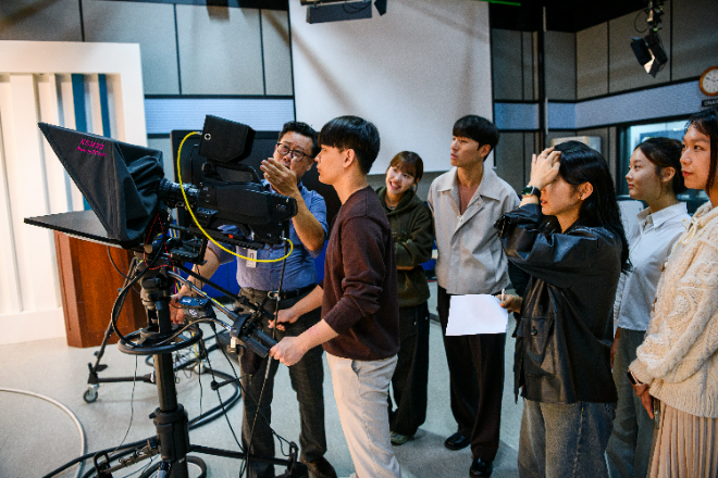 가톨릭관동대학교 미디어콘텐츠전공 학생들의 교육과정 모습. (사진제공=가톨릭관동대)