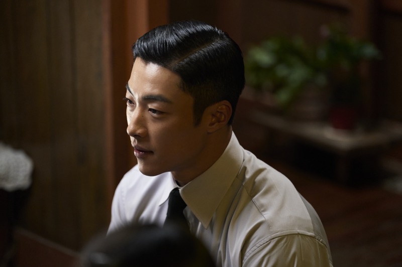‘메이드 인 코리아’ 우도환, 강인한 엘리트 장교의 단단한 존재감…백기현 캐릭터 스틸 공개