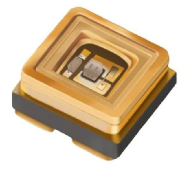 씨엘라이트가 220NM 파장의 UV-C LED 칩을 새롭게 출시하며 자외선 살균 기술 고도화에 나섰다.