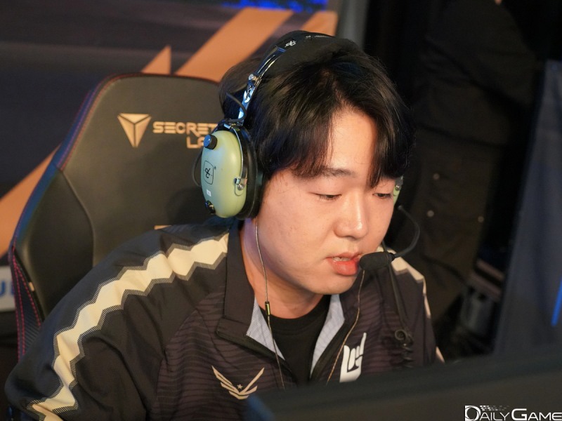 퍼제가 3번의 골든 라운드를 모두 이기며 결승 진출에 성공했다.