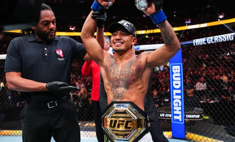 조슈아 반 챔피언 등극