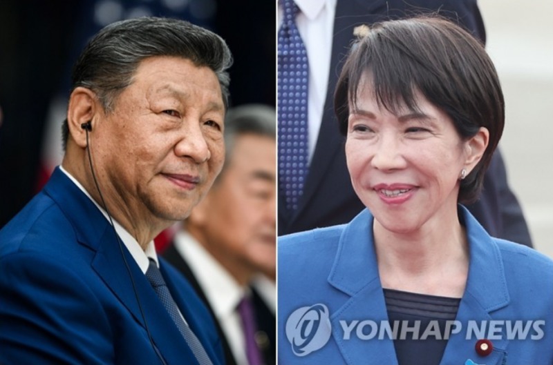 중 일 갈등이 경제 문화를 넘어 군사 분야까지 확산되는 양상이다. 사진=UPI, 연합뉴스