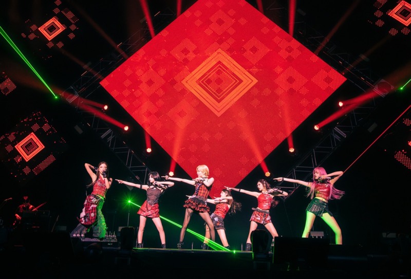 베이비몬스터, 또다시 日 홀렸다…고베 아레나 양일 전석 매진으로 대미 장식