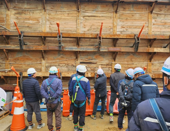 동절기 대비 대규모 건축공사현장 안전점검 (광명시 제공)