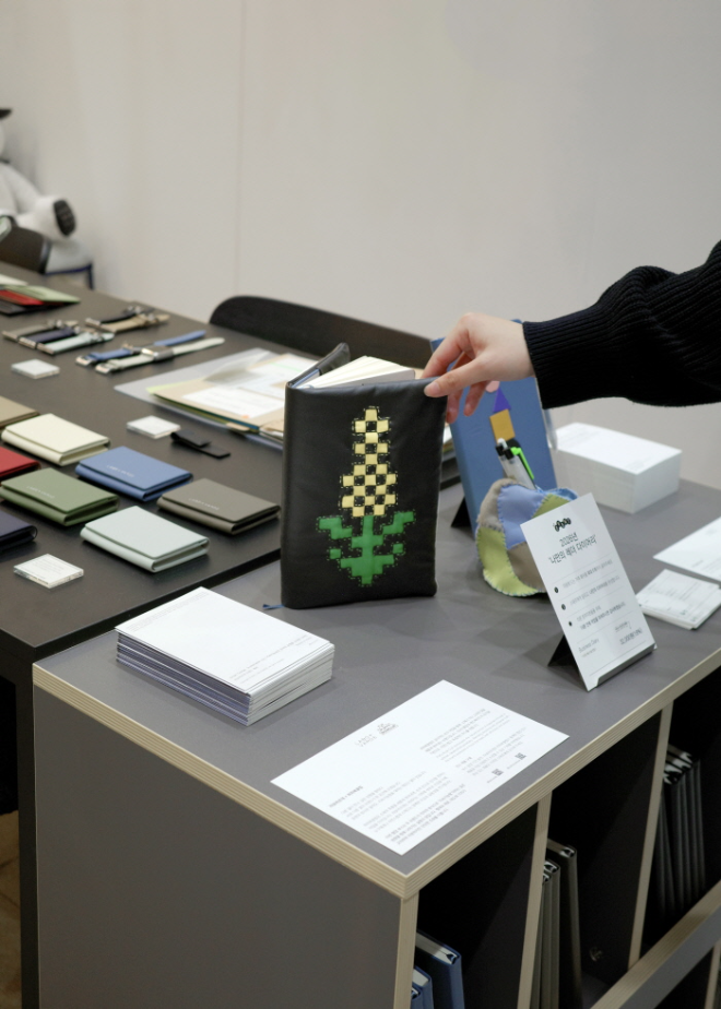 라보바르데 x 퍼피북클럽 협업 부스 현장 / 사진제공 = ㈜컨셔스웨어