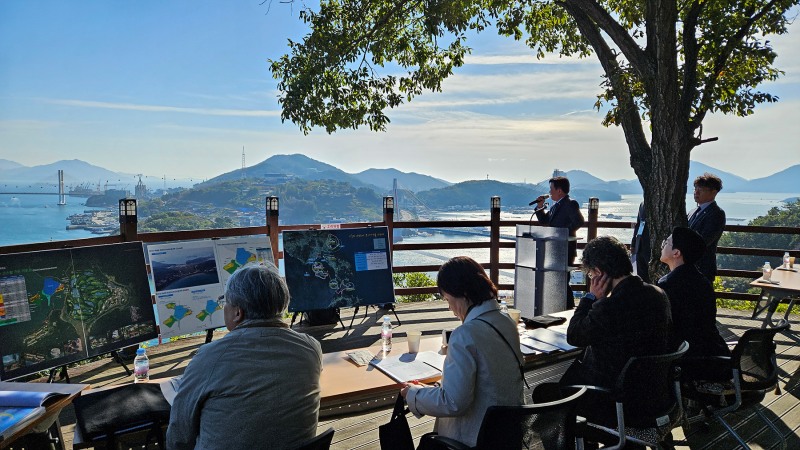 지난 10월 30일 남산공원에서 진행된 복합해양레저관광도시 현장평가 (사진제공=여수시)