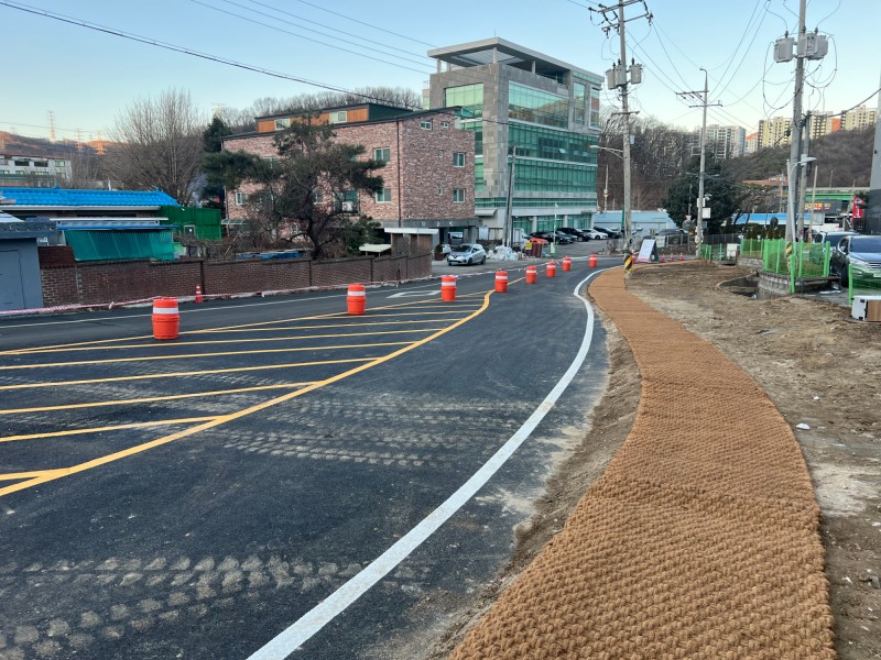 고기교부터 고기초등학교 후문 잇는 도로의 확장 정비