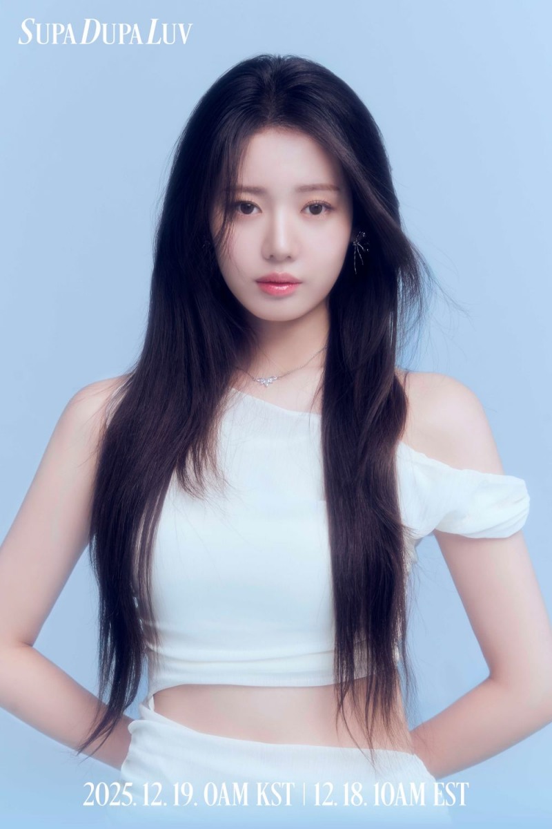 베이비몬스터 아현X로라, ‘SUPA DUPA LUV’ 개인 티저 공개…포근한 무드 속 신비로운 아우라 눈길