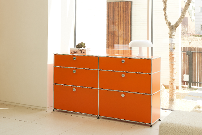 시스템 모듈가구 브랜드 디엘로가 오는 12월 18일부터 21일까지 서울 코엑스 C홀에서 열리는 ‘2025 홈·테이블데코페어’에 참가해 신제품 라인업을 선공개한다.