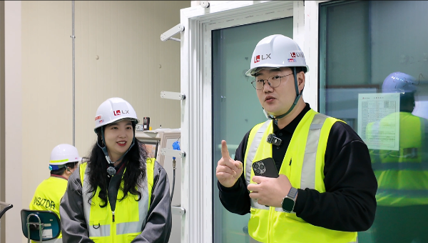 청암홈윈도우, 'LX 수퍼더블로이 유리' 노후 아파트 창호에 기본 적용