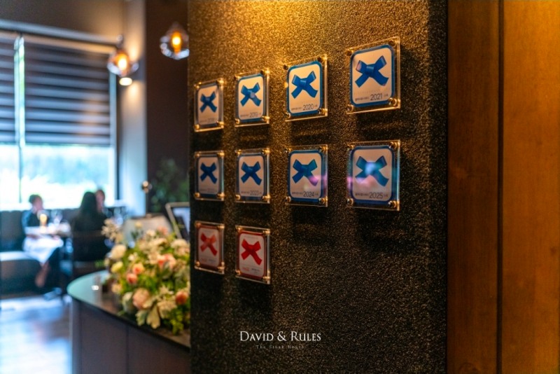 판교 데이빗앤룰스, 블루리본 서베이 8년 연속 등재…하이엔드 스테이크하우스로 자리매김