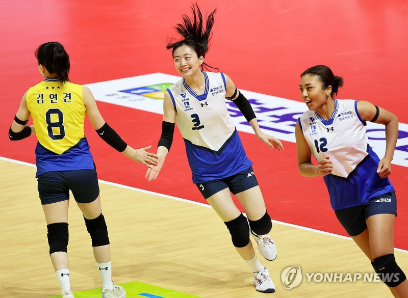 현대건설 김다인, 크리스마스 선물 같은 활약…세트성공률 35%+서브에이스 2개