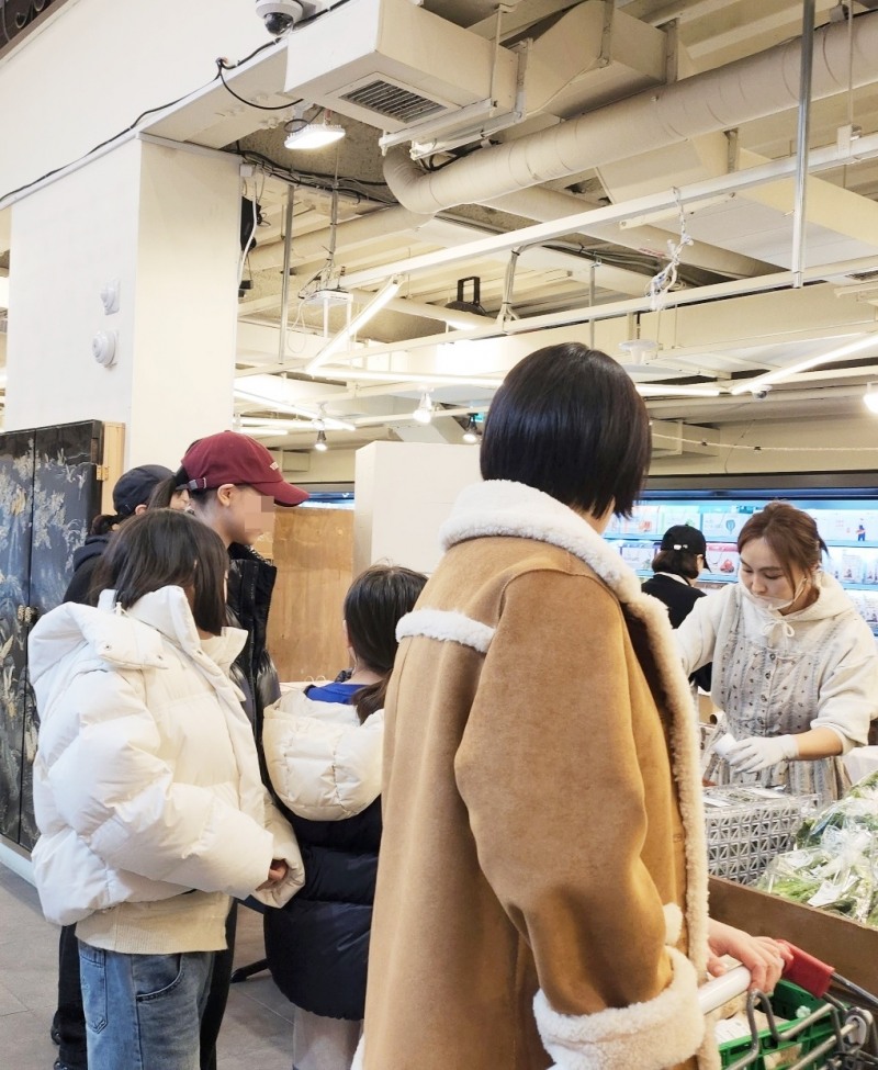 복희당이 파머스마켓 3개 지점에 동시 입점하며 오프라인 유통 확대에 속도를 내고 있다.