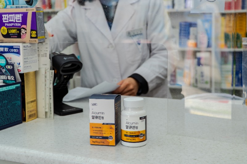 ‘알큐민정’, 온라인 넘어 약국 입점…유통 채널 확대