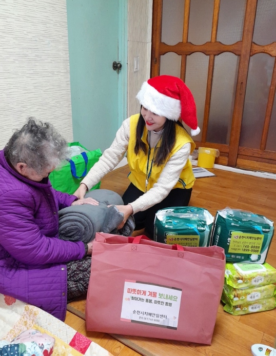 순천형 치매환자 조호물품 지원 모델제시 (이미지 제공=순천시)