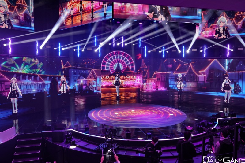 많은 환호를 받은 '하데스'의 오프닝 공연.