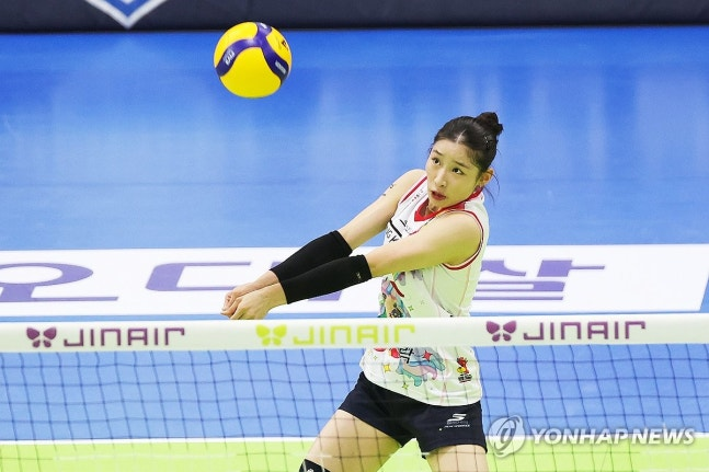 리시브 하는 인쿠시 / 사진=연합뉴스