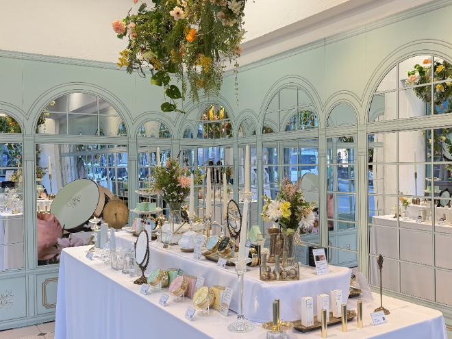 프렌치 럭셔리 뷰티와 K-뷰티의 만남∙∙∙ 샬랑 드 파리x무신사 뷰티, 성수 팝업스토어 첫날부터 ‘성황’