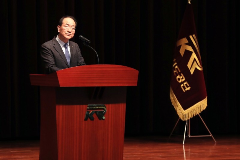 이성해 국가철도공단 이사장이 2일 공단 본사에서 2026년 신년사를 하고 있다./국가철도공단