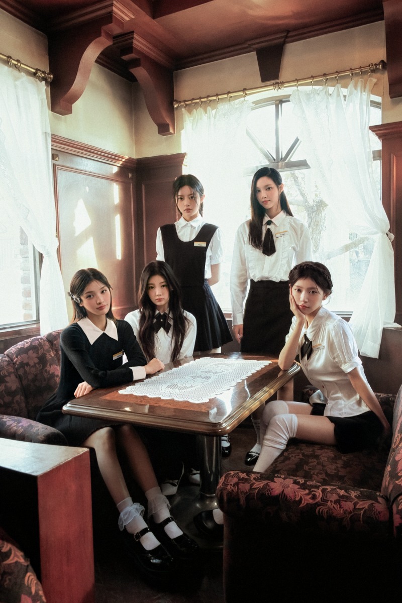 아일릿, 日 디지털 싱글 ‘Sunday Morning’ 콘셉트 포토 공개…‘사랑스러운 미모+신비로운 아우라’ 설렘주의보