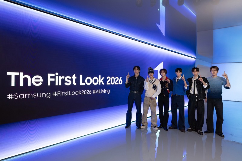 K팝 아티스트 라이즈(RIIZE)가 삼성전자 '더 퍼스트룩'에 참여해 삼성의 AI 기술이 일상에 자연스럽게 스며드는 혁신 경험을 전 세계 고객에게 선보였다./삼성전자