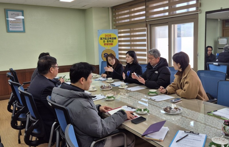 장윤정 의원, 성포중 ‘노후 냉난방기 개선방안’ 논의 (경기도의회 제공)