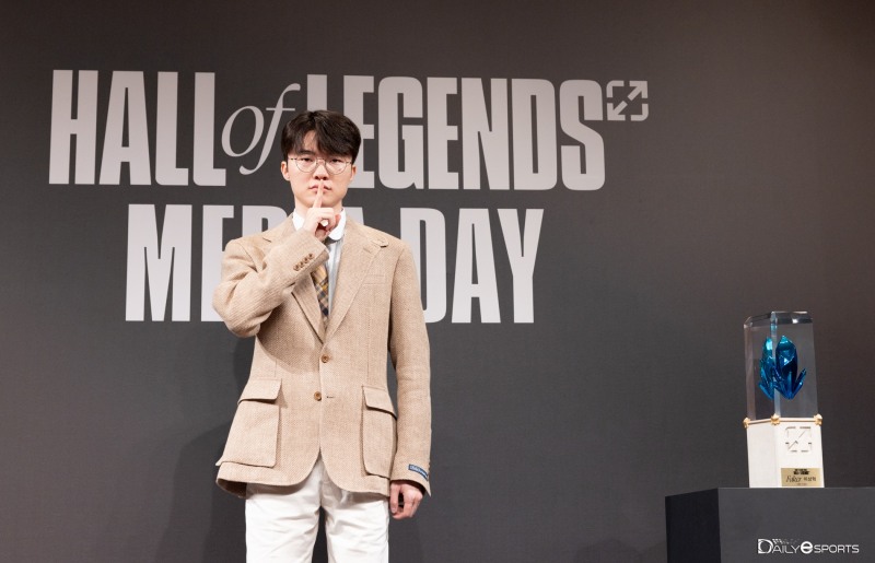 홀 오브 레전드 첫 번째 헌액자 '페이커' 이상혁.
