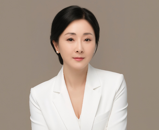 신선영 교수가 지난 12월 30일 국민대학교 평생교육원에서 진행된 ‘국민대 뷰티 최고경영자과정 6기’ 정규 과정에서 ‘7차크라 에센셜 오일 테라피’ 강의를 성공적으로 마쳤다.