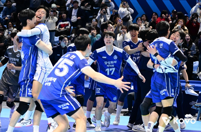 아히 35득점 맹활약...삼성화재, 한국전력 상대 풀세트 재역전승