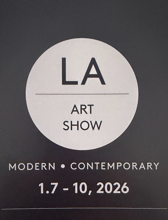 유아린 작가가 2026년 1월 7일부터 10일까지 미국 로스앤젤레스에서 열린 LA Art Show에 참가해 독창적인 예술 세계를 선보였다.