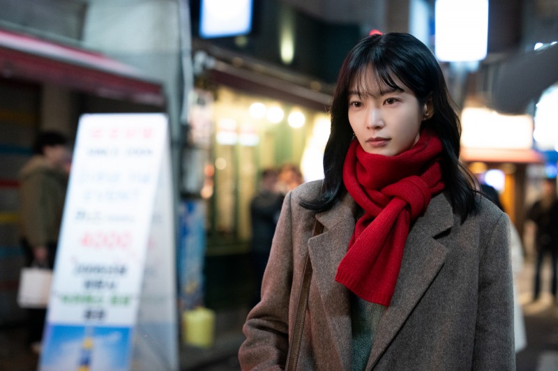 ‘넘버원’ 공승연, 최우식의 연인으로 변신…려은 캐릭터 스틸 공개