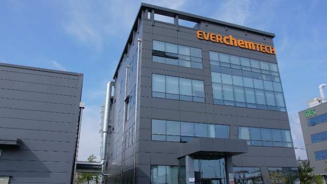 K-소부장, 中 공급망 재편 속 대륙 시장 공략 본격화