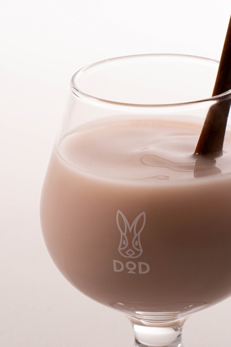 캠핑 라이프스타일 브랜드 디오디, 전통주 술샘과 협업 ‘디오디 까망토끼 에디션’ 출시