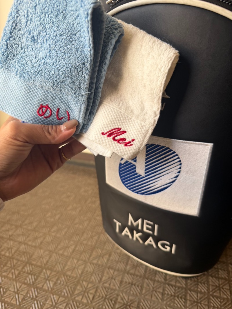 (사진 설명: 일본 JLPGA 타카기 메이 선수가 팬들로부터 받은 이름이 새겨진 손수건 / 사진 제공: 타카기 메이 선수)