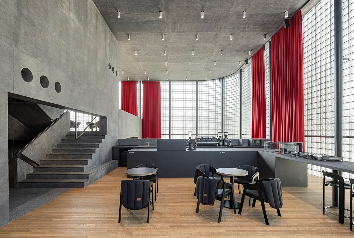 우영미 이태원 4층의 ‘카페 드 우영미 전경’